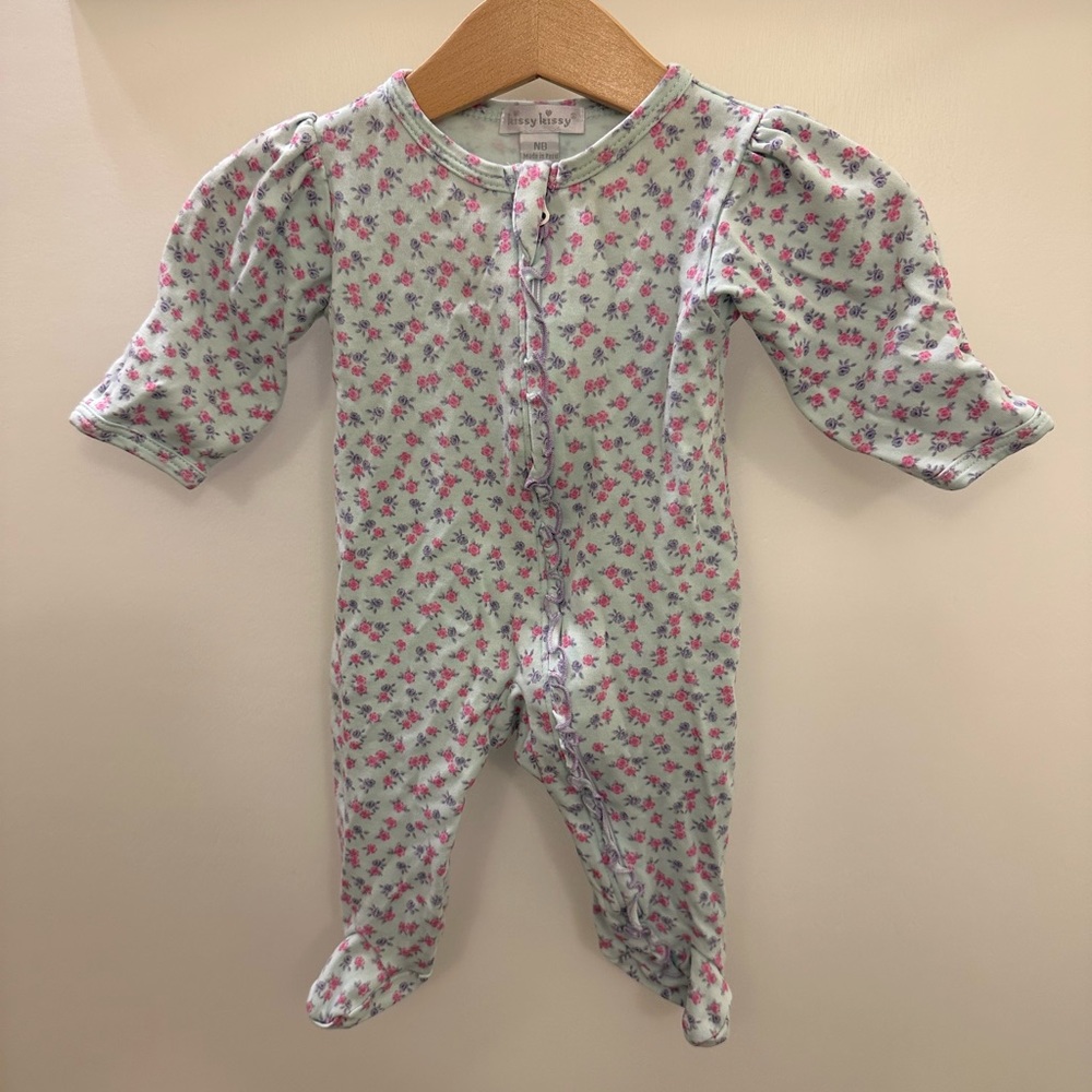 Kissy Kissy floral zipper pajamas